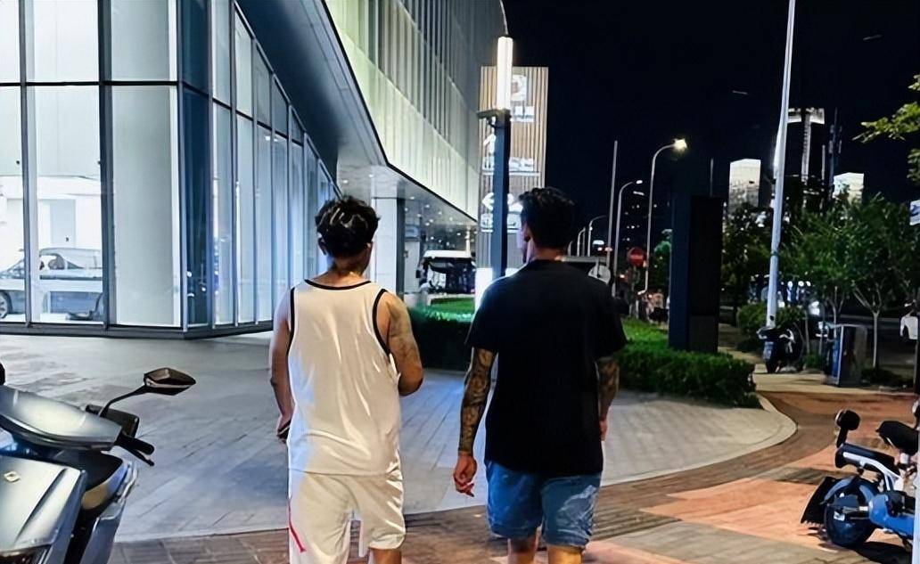 传言外援涨薪或将引发球员抗议，俱乐部怎么看？的简单介绍