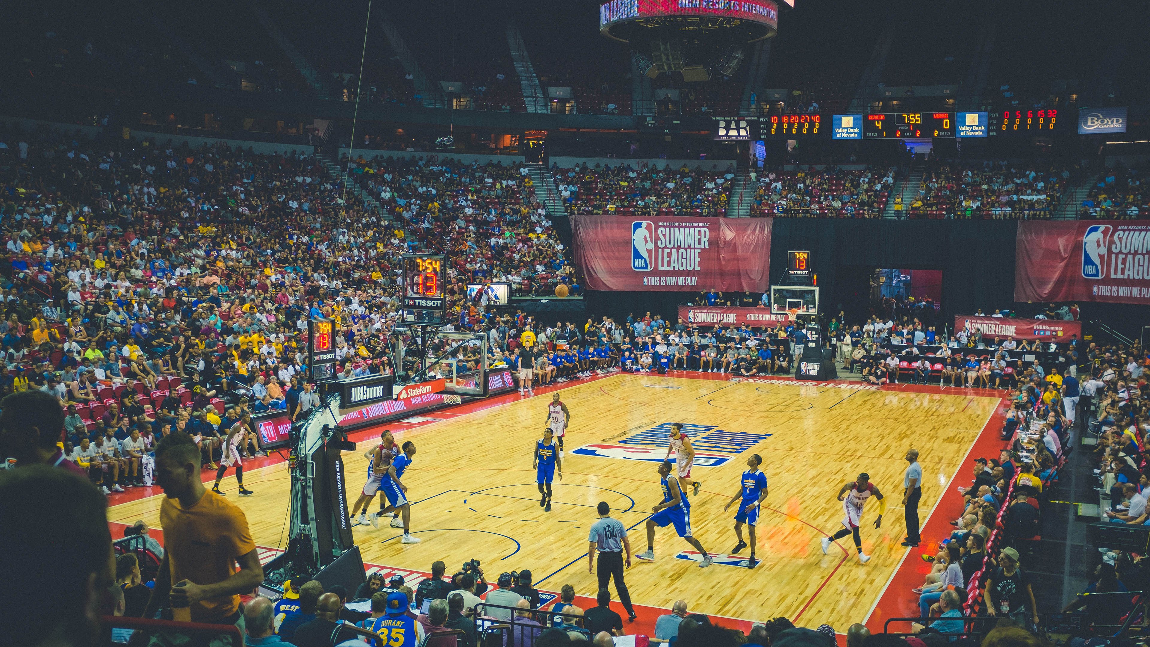 Ming迎来十赛季高光表现，尤文图斯球迷沸腾！